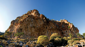 Vue d'ensemble de la falaise de Malia.